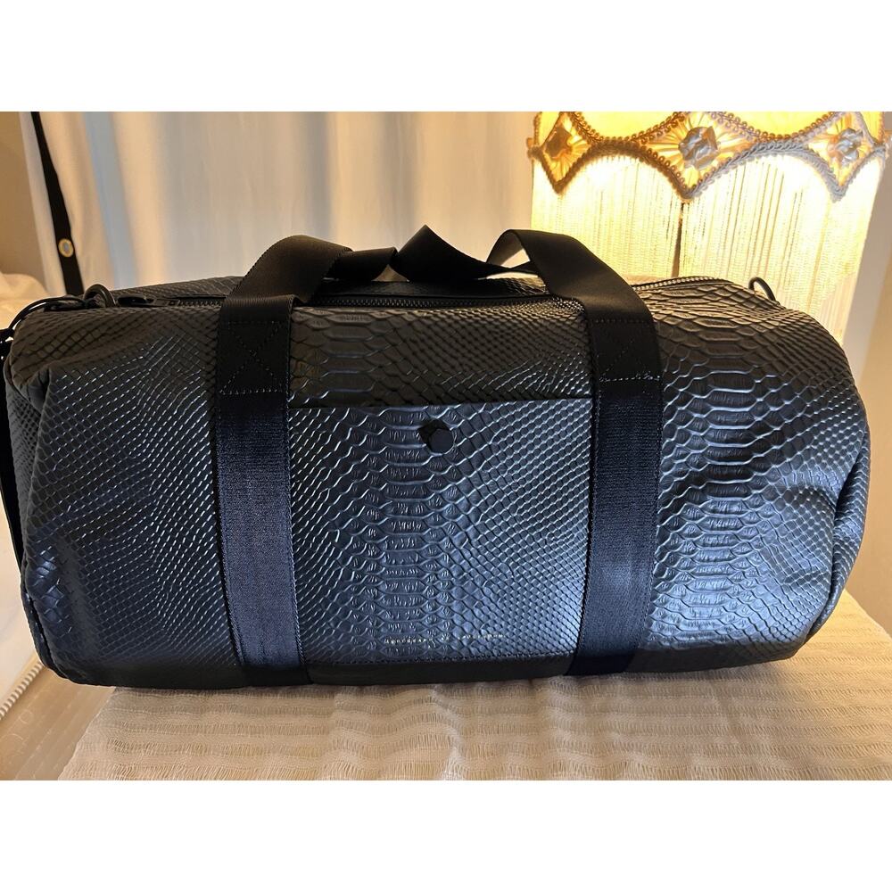 AMPERSAND AS APOSTROPHE Ampersand As Apostrophe Og Leather Duffle Bag In Black